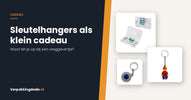 Sleutelhangerkit en twee sleutelhangers naast de titel Sleutelhangers als klein cadeau