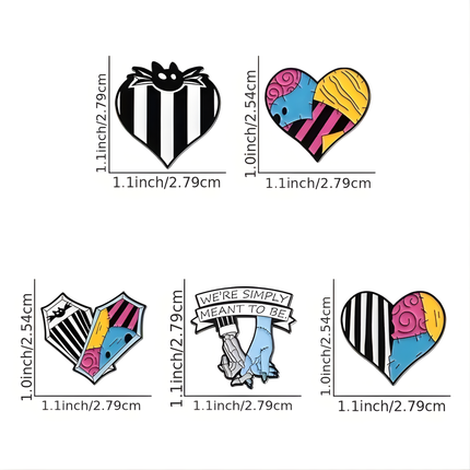 Gothic liefdespin – “We’re Simply Meant to Be” met skelet & gestikte hand