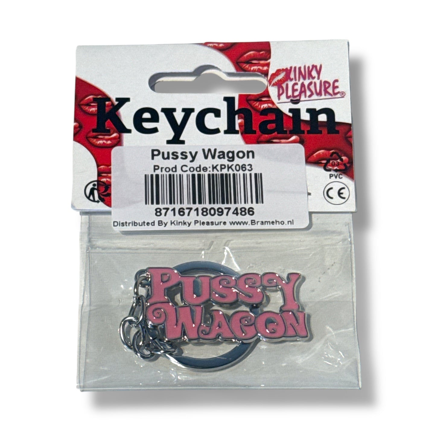 Pussy Wagon Sleutelhanger – Metaal met Roze Letters | Grappige Gadget