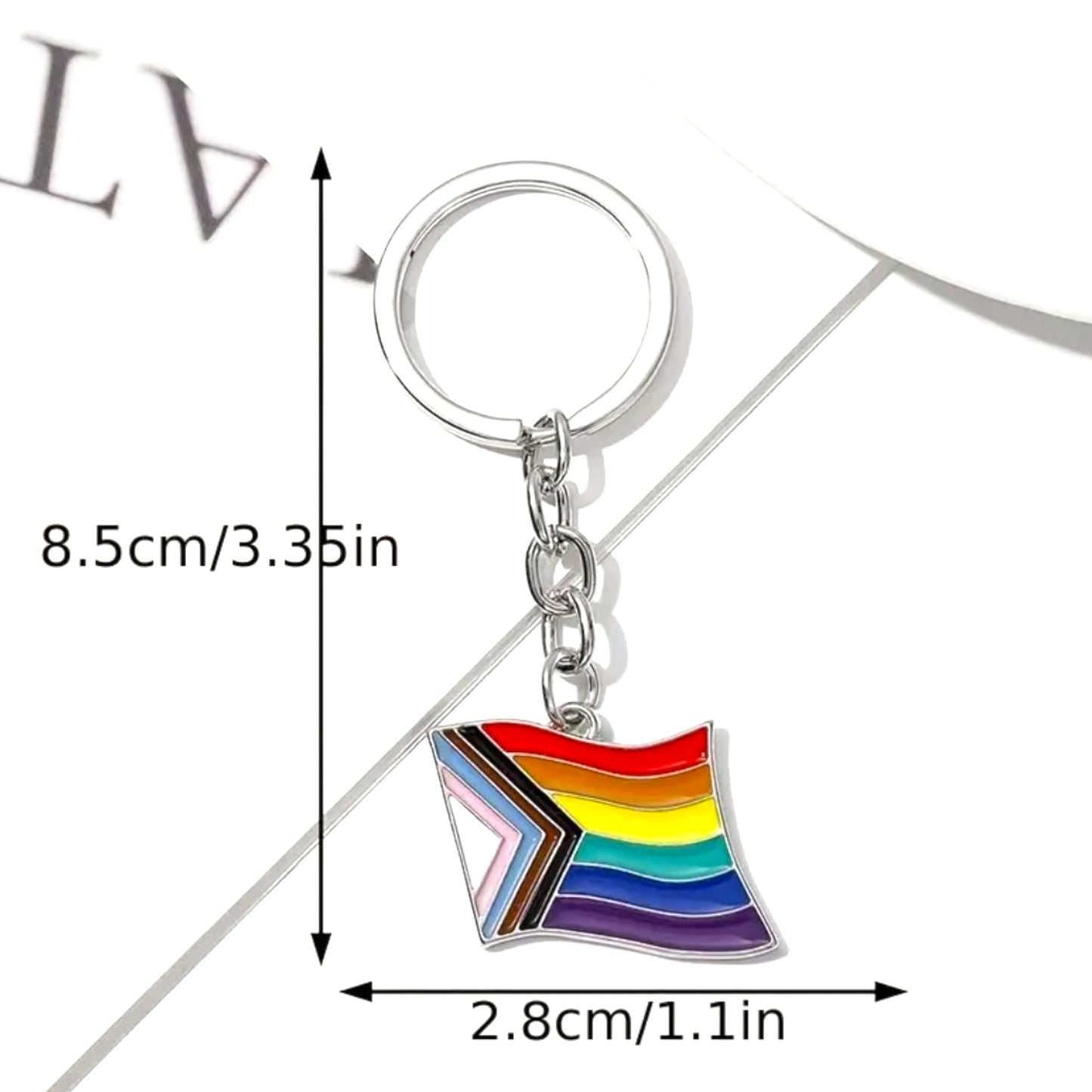 Progress Pride Sleutelhanger – Metaal & Emaille Regenboogvlag