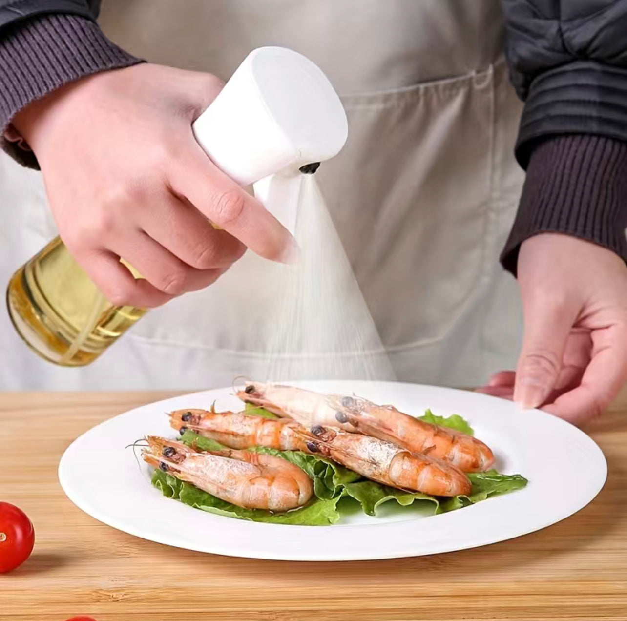 Kitchen Oil Bottle Spray - Olive Oil Dispenser - Press-type Design - Fitness and Barbecue - Easy and Precise