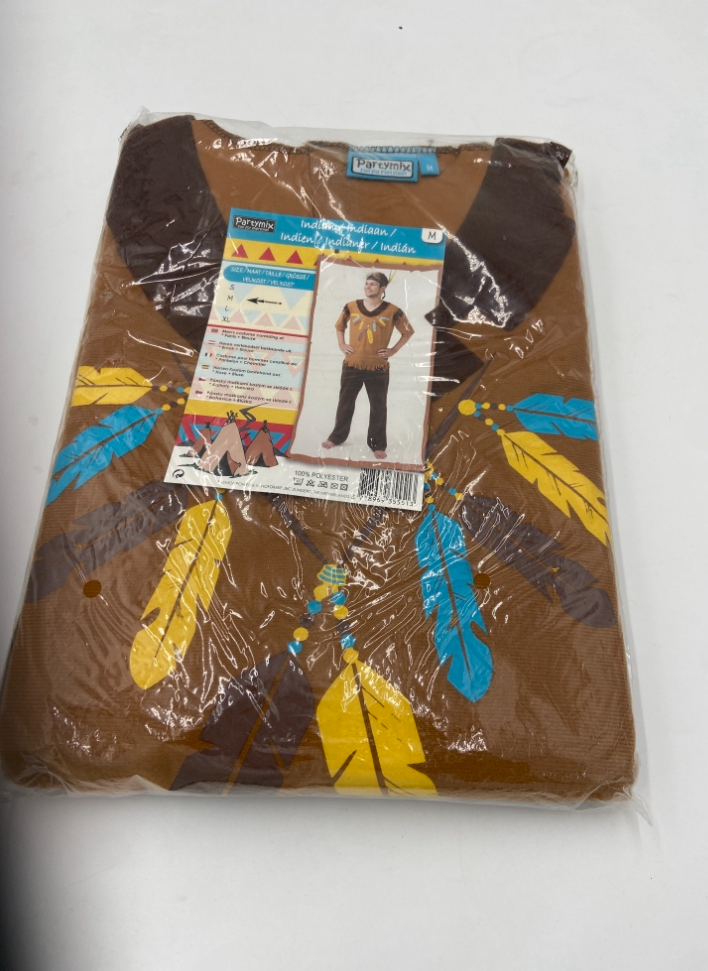Indianen Kostuum voor Mannen – Bruine Verkleed Outfit met Veertjes print (Maat M)