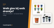 Shotglaasjes, een hard PVC drinkbeker en kartonnen koffiebekertjes naast elkaar