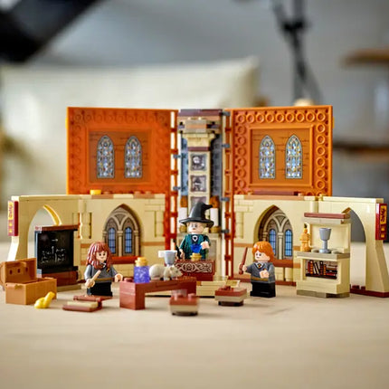 LEGO Harry Potter Zweinstein Moment Transfiguratieles Set 76382