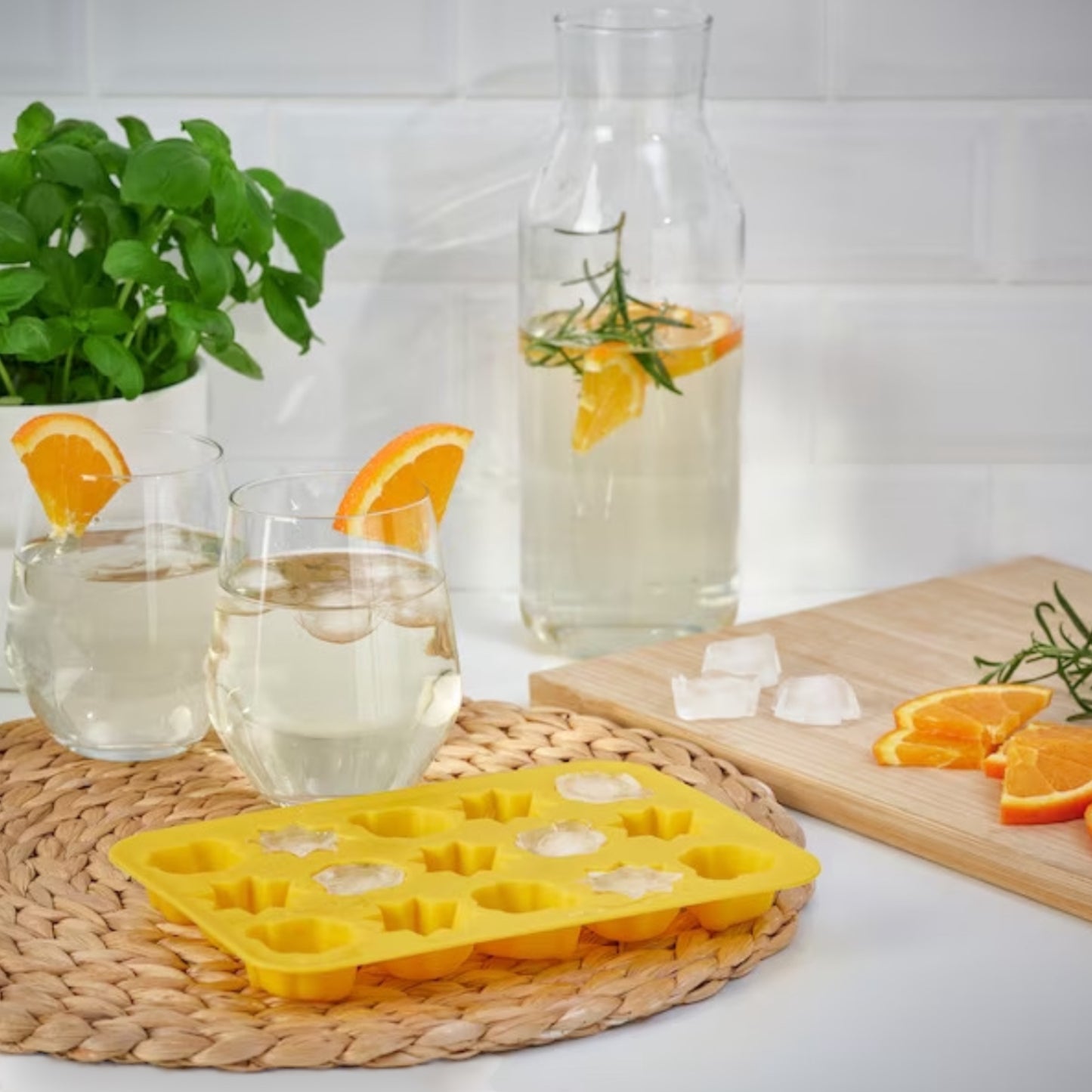 Ice cube mold - Bring the Summer Feeling into your home!