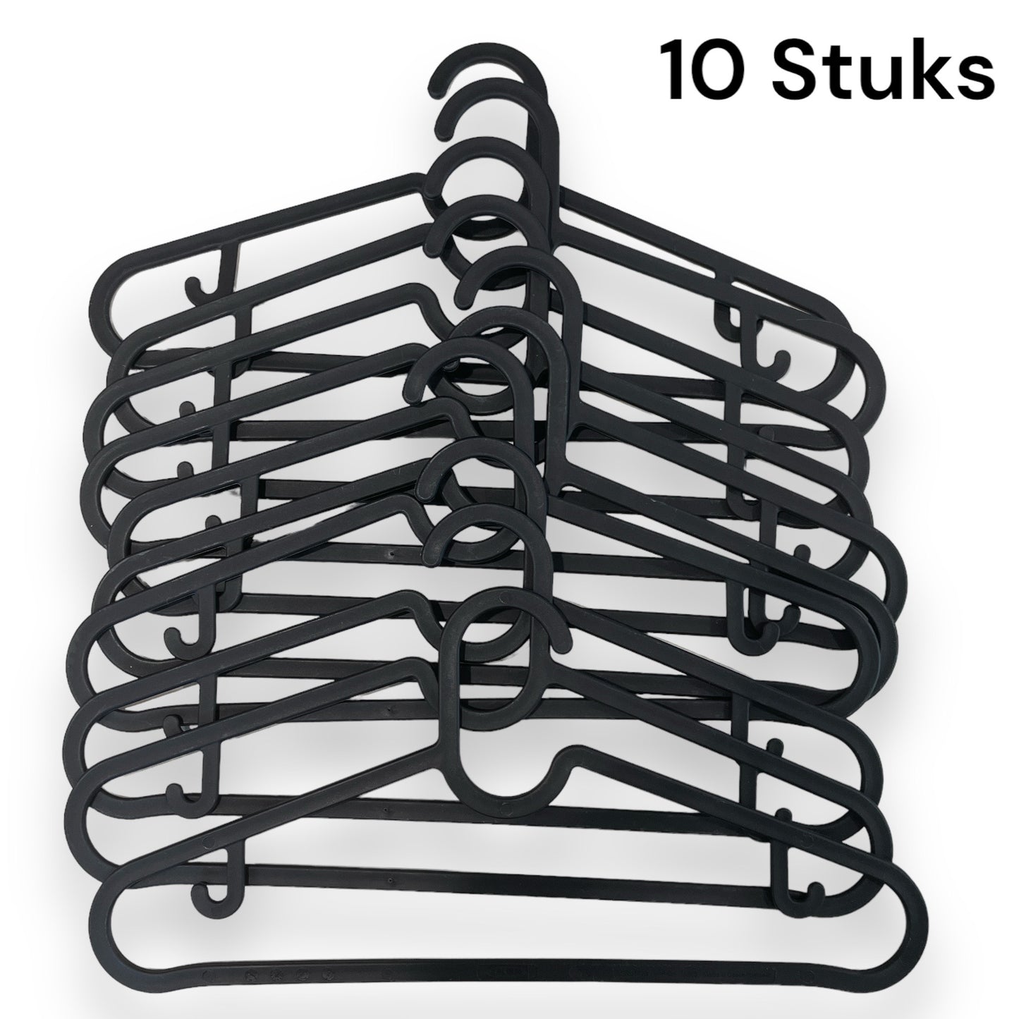 Durable and space-saving clothes hangers made from recycled material, 10 pieces