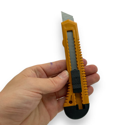 Veelzijdige Magazijn Messen Set - 8 Stuks Geel - Perfect voor Diverse Toepassingen