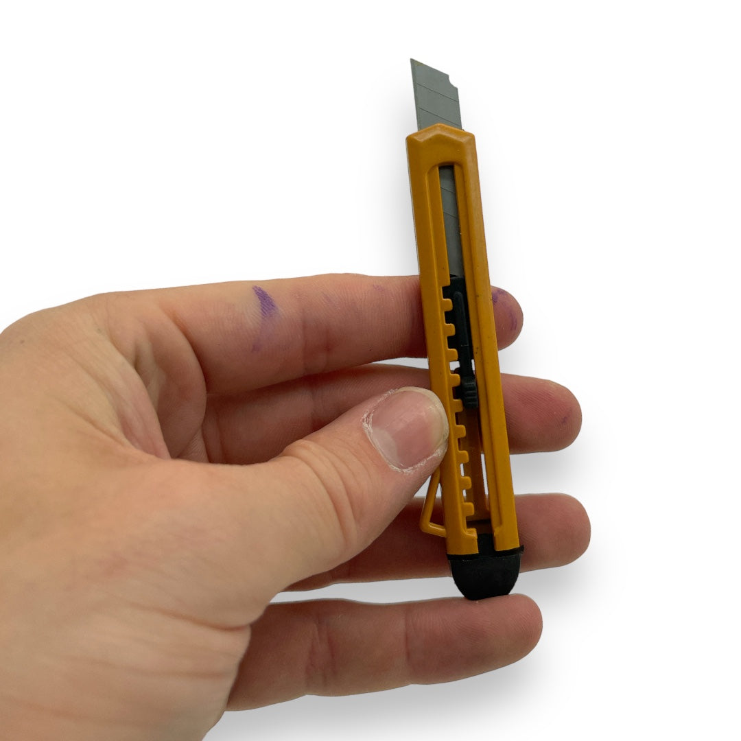 Veelzijdige Magazijn Messen Set - 8 Stuks Geel - Perfect voor Diverse Toepassingen
