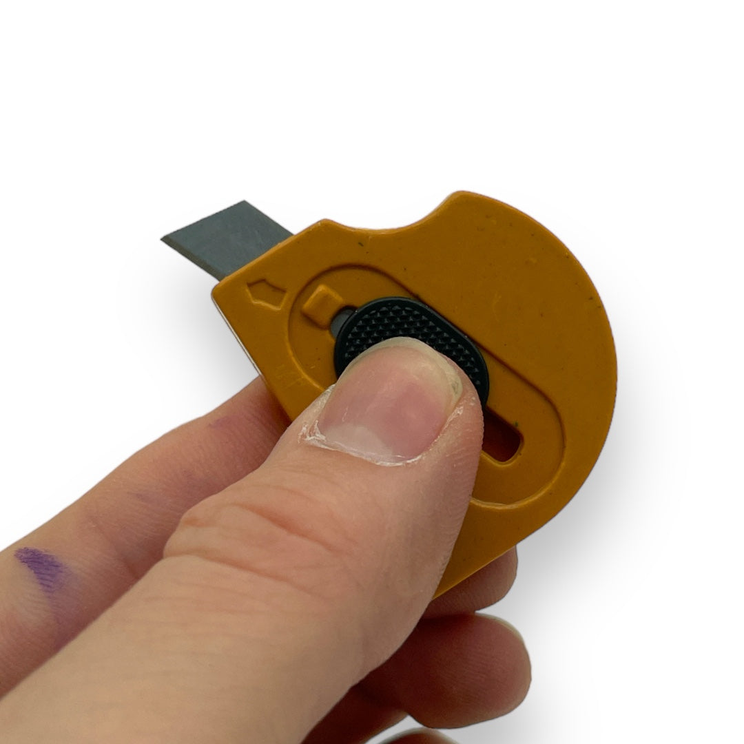 Veelzijdige Magazijn Messen Set - 8 Stuks Geel - Perfect voor Diverse Toepassingen