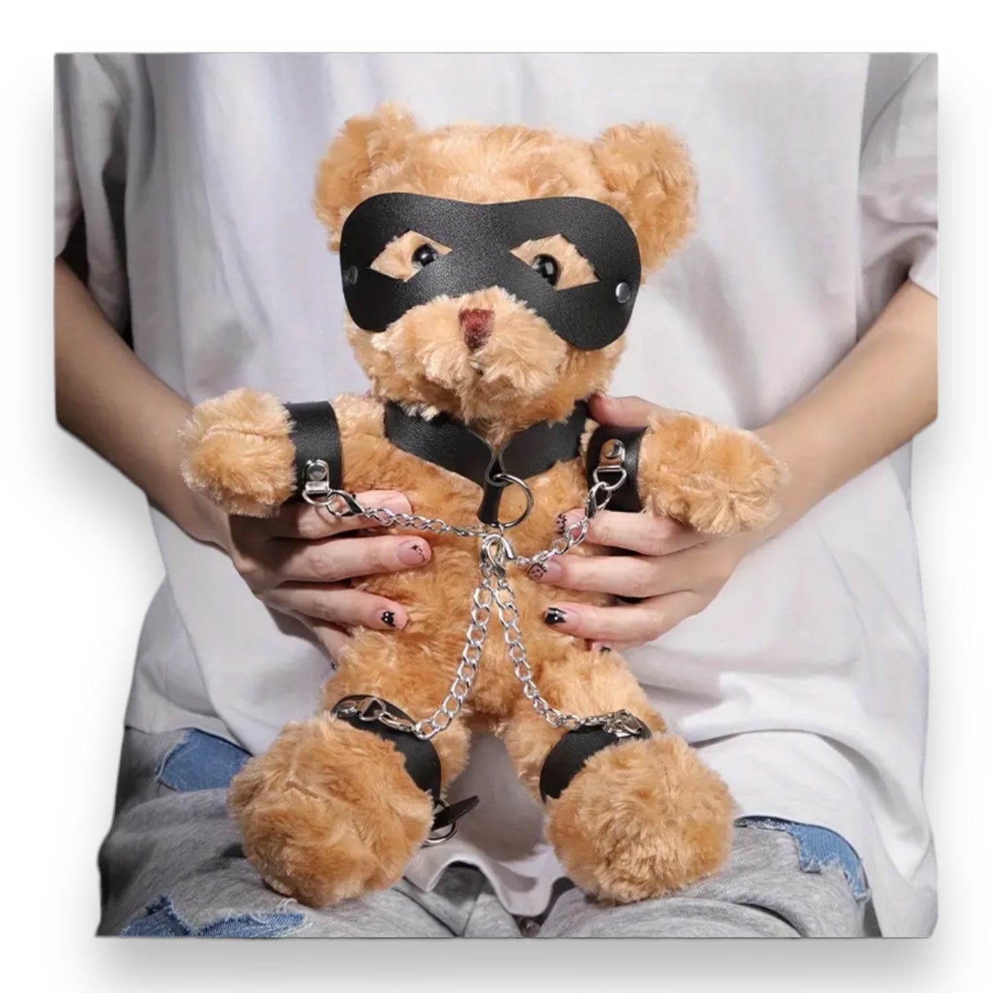 Teddy Bear Met Bondage Outfit - Verkrijgbaar in Bruin en Wit