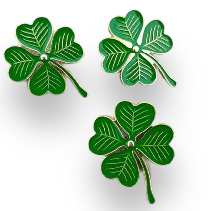 Geluks-klavertje vier metalen pin – 2,5 cm