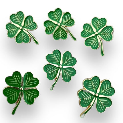 Geluks-klavertje vier metalen pin – 2,5 cm