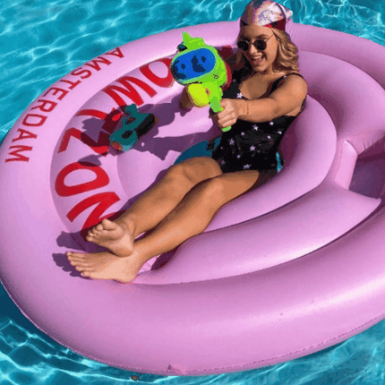 Drijf Grootsplezier met Onze XXL Opblaasbare Band 2 Meter! - Ideaal voor Waterpret en Sleeën!
