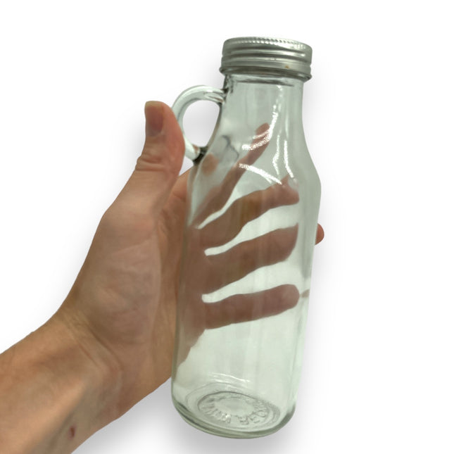 Herbeleef de Nostalgie met Onze Melk Beker Met Deksel - In het Geliefde 'Old School' Design