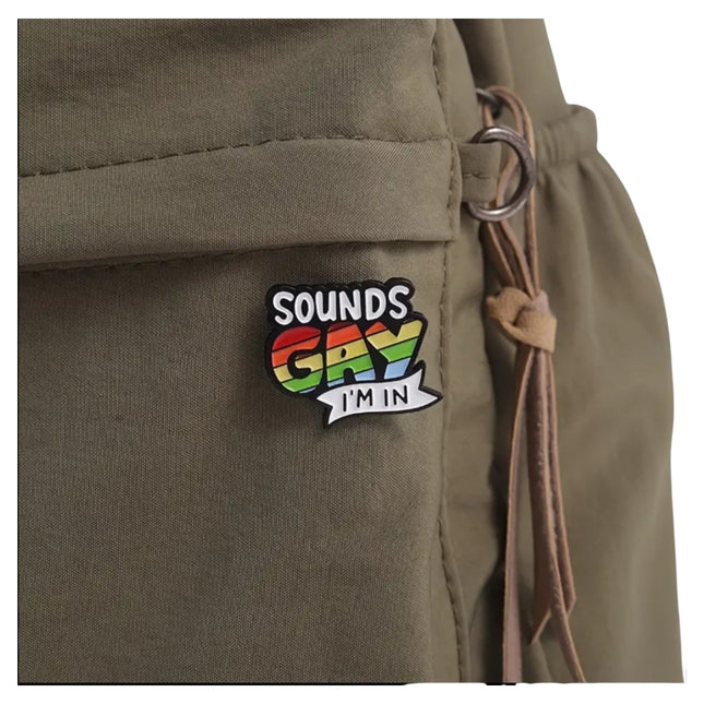 Pride Pin – Sounds Gay, I'm In! Tekstbadge Regenboog Metaal (3,1 cm)