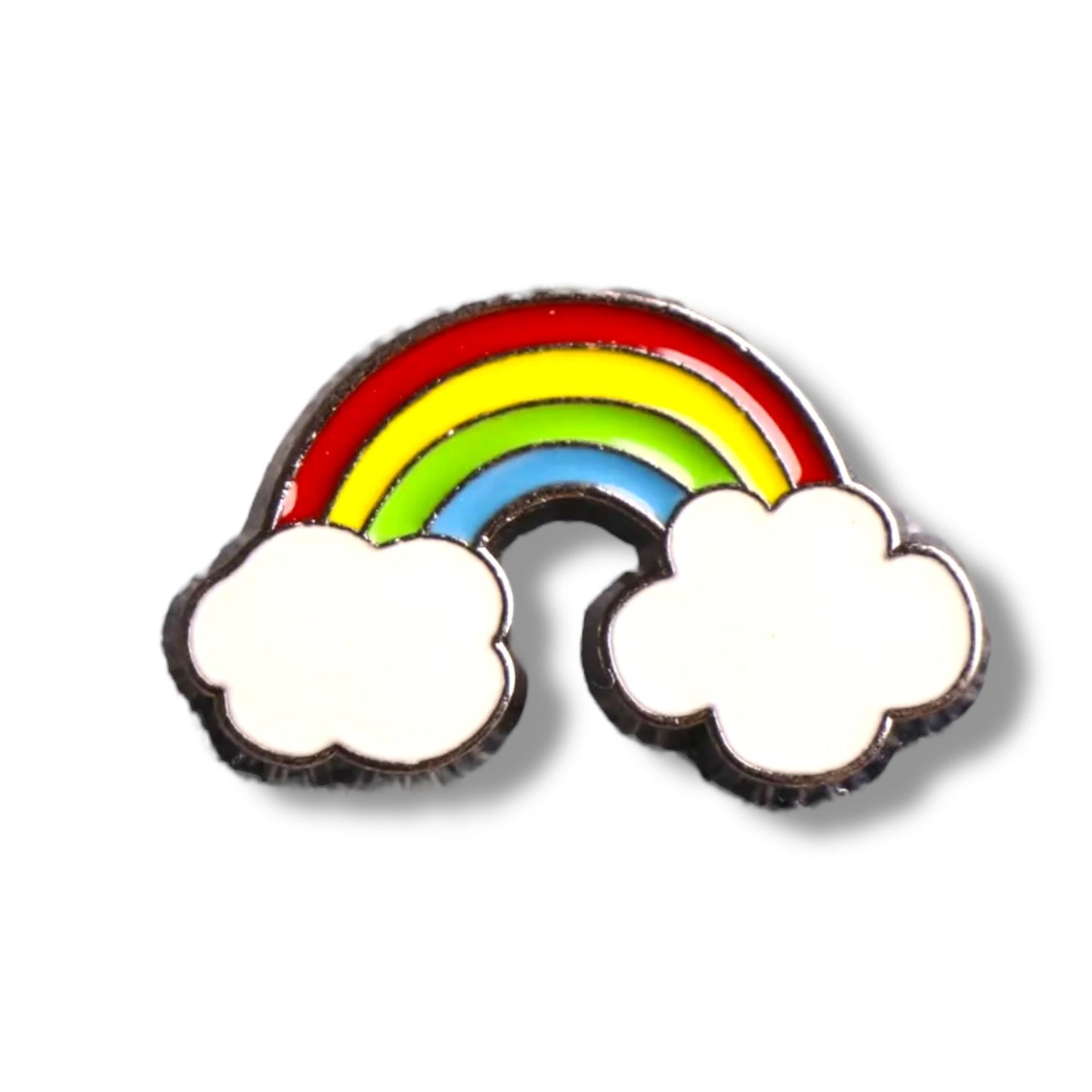 Regenboogwolk Pin – Pride Speldje met Wolkjes en Boog