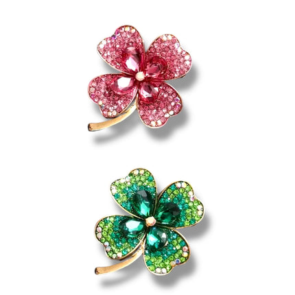 Groene klavertje vier broche met glinsterende strass steentjes
