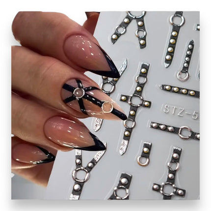 Nail Stickers Bondage – Zwarte Lederlook Bondage met Metaalaccenten