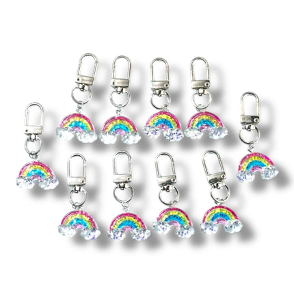 Glitter Regenboog Sleutelhanger met Wolkjes – Acryl & Metaal