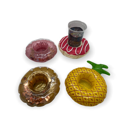 Floating Cup Holders - Enjoy your Drinks in the Pool