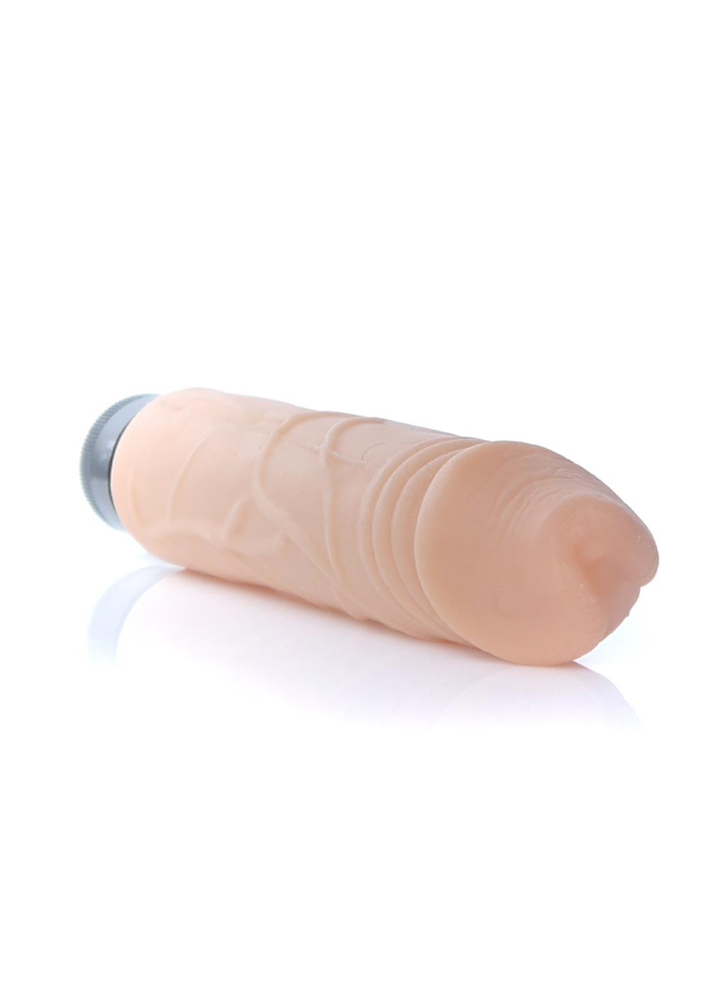 Bossoftoys - 67-00066 - Real Skin - Realistic vibrator - Flesh - 22 m- Dia 4 cm - Multispeed6