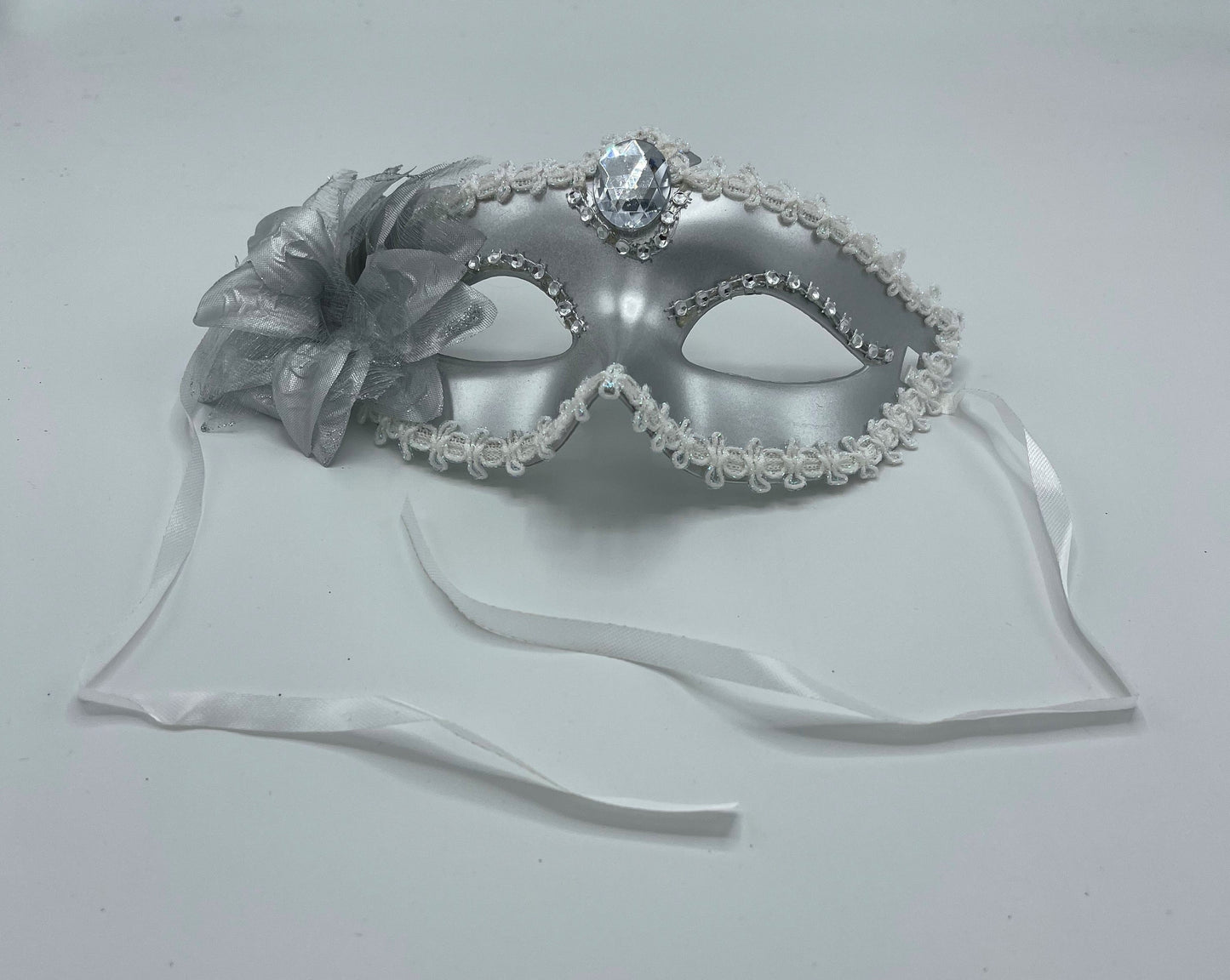 Power Escorts  - BR205- Luxury Venetian Love Mask - Silver - with Stone - Adjustable - Fetish Power - Kinky Mask - Plastic bag