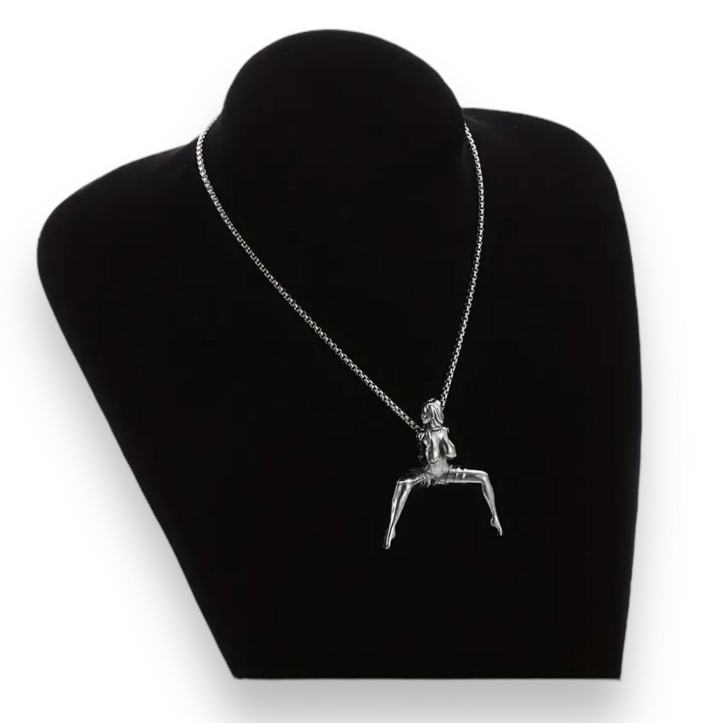Exclusieve Ketting - 'Gebonden Schoonheid' - Naakte Vrouw in Bondage