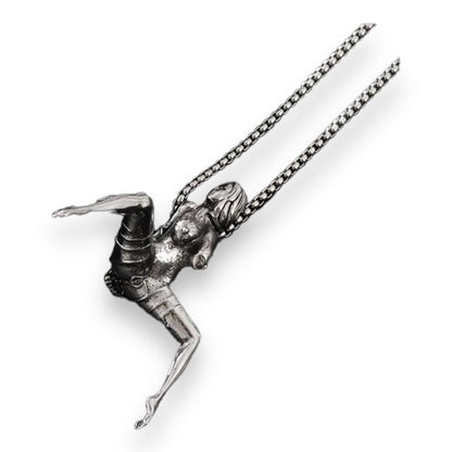 Exclusieve Ketting - 'Gebonden Schoonheid' - Naakte Vrouw in Bondage