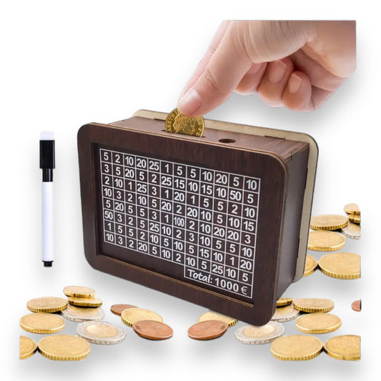Wooden money box saves 1000 euros with marker to cross out numbers