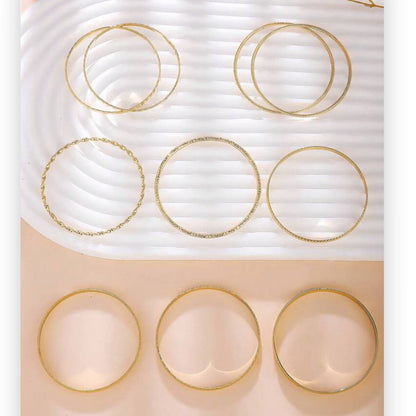 Boho-Chique Armbanden Set van 10 Stuks Verkrijgbaar in Het Goud & Zilver