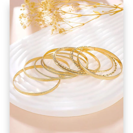Boho-Chique Armbanden Set van 10 Stuks Verkrijgbaar in Het Goud & Zilver