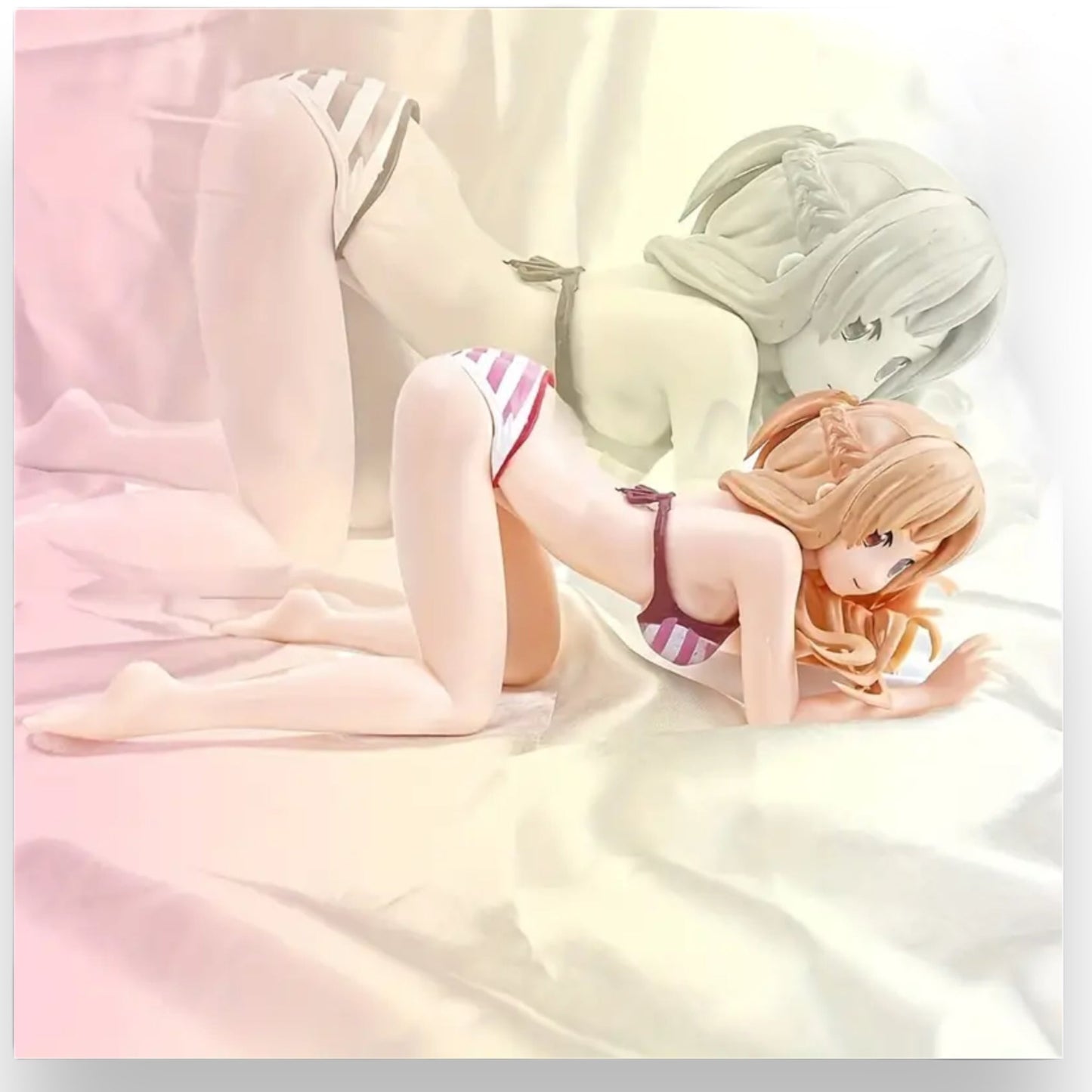 Sexy Manga Phone Holder - Size 21x7cm