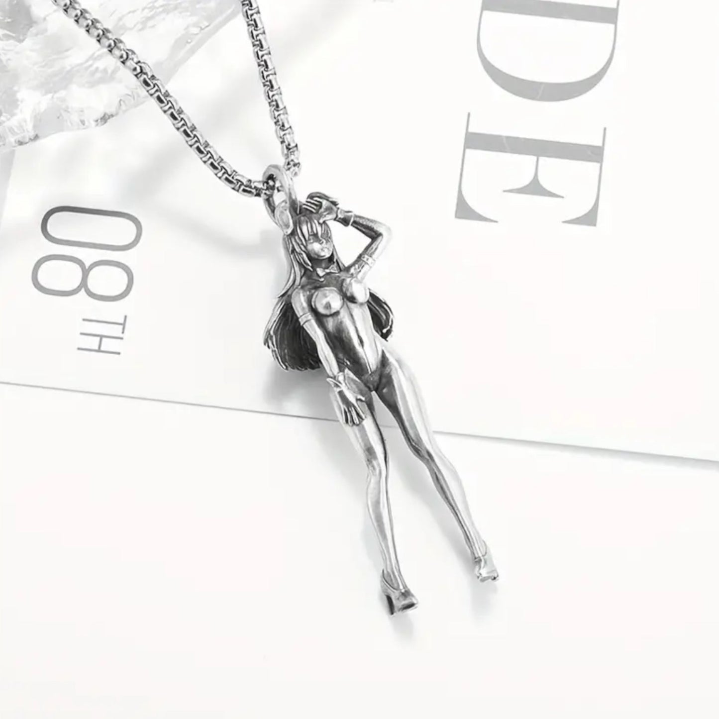 Sexy Vrouwen Ketting met Exclusieve Vrouwelijke Hanger - Verleidelijke Accessoire voor Elegante Stijl