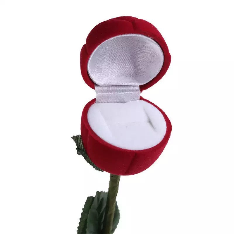 Wedding ring box in the shape of a rose