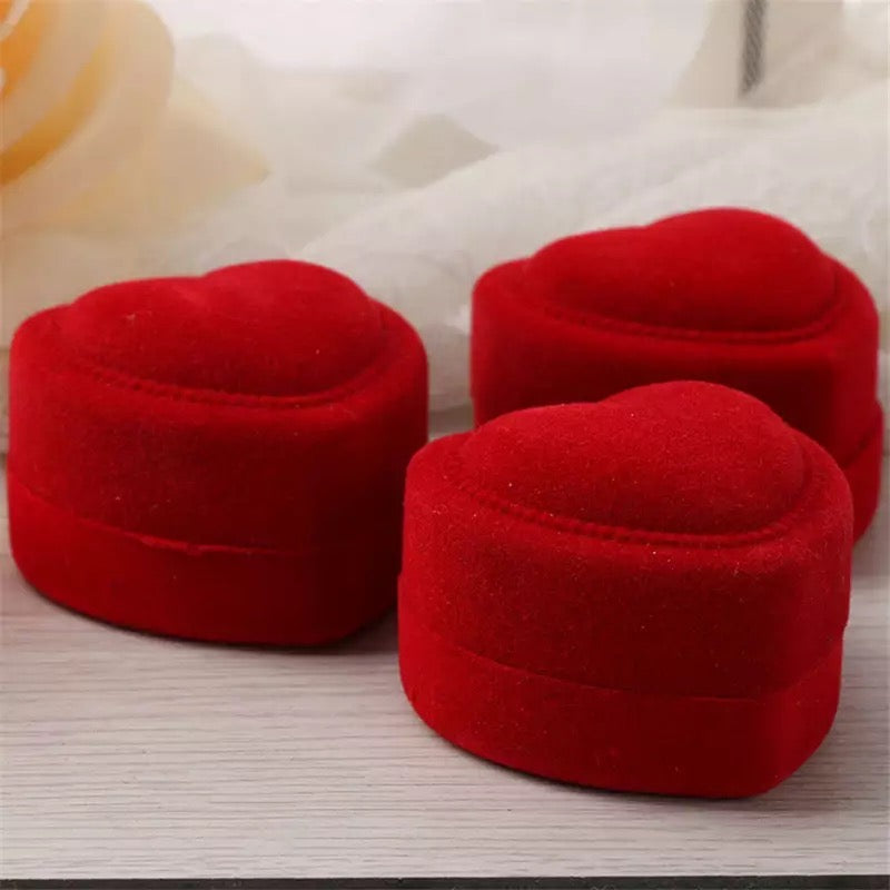 Wedding Ring Box Heart Red - Beautiful way to present your rings on your big day - 1 Piece - Dimensions: 4.5 cm