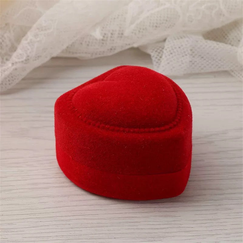 Wedding Ring Box Heart Red - Beautiful way to present your rings on your big day - 1 Piece - Dimensions: 4.5 cm