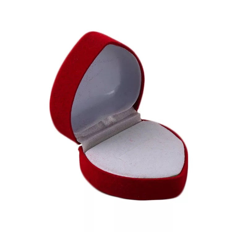Wedding Ring Box Heart Red - Beautiful way to present your rings on your big day - 1 Piece - Dimensions: 4.5 cm